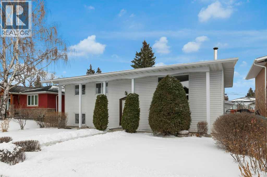 113 Brown Crescent Nw, Calgary, Alberta  T2L 1N4 - Photo 30 - A2277077