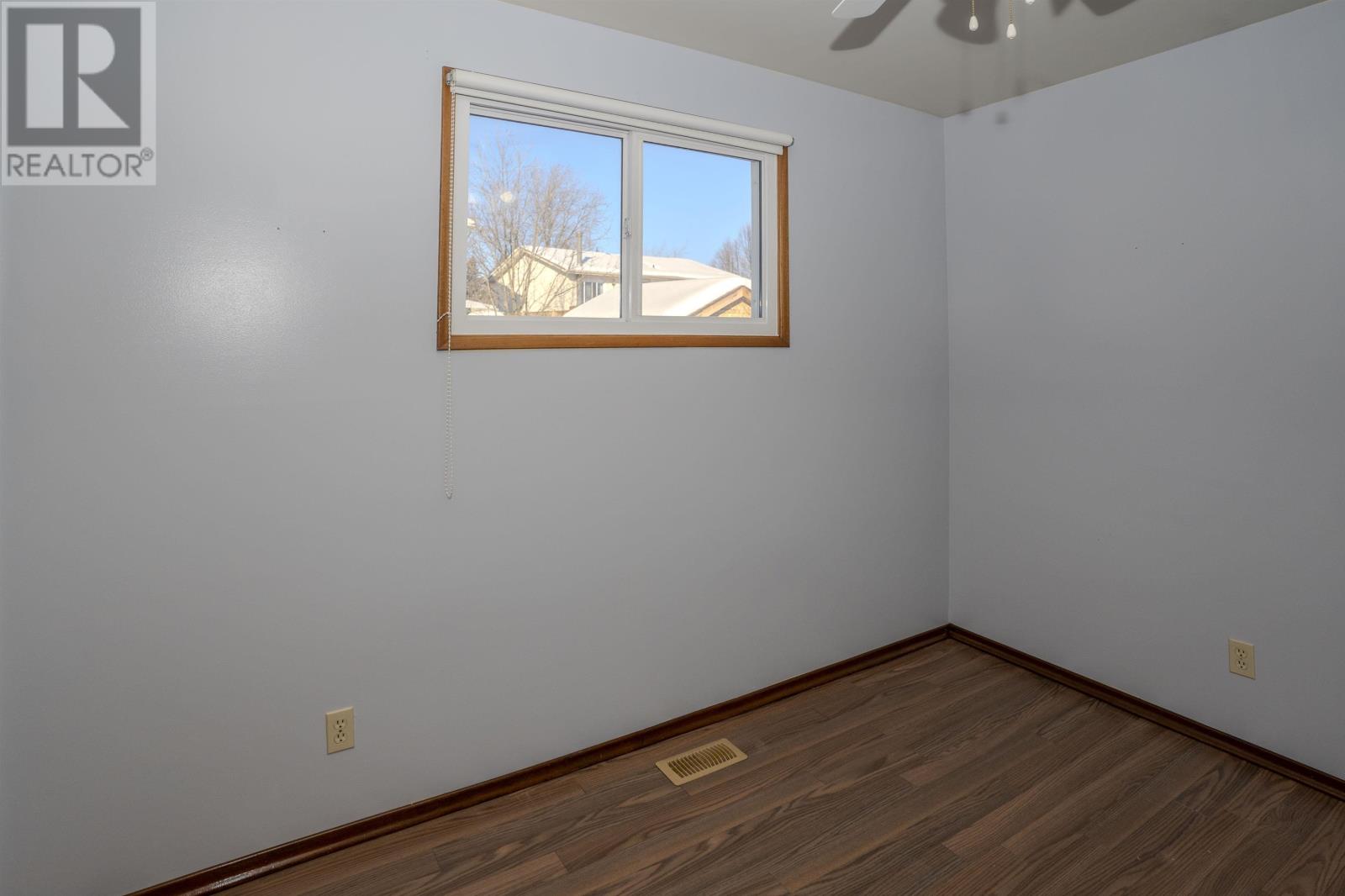 236 Fairbank Cres, Thunder Bay, Ontario  P7B 5L9 - Photo 18 - TB2600089