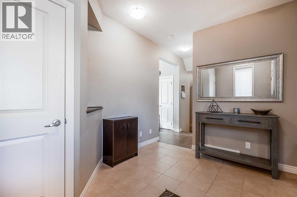 1156 Hillcrest Lane Sw, Airdrie, Alberta  T4B 3W2 - Photo 33 - A2280056