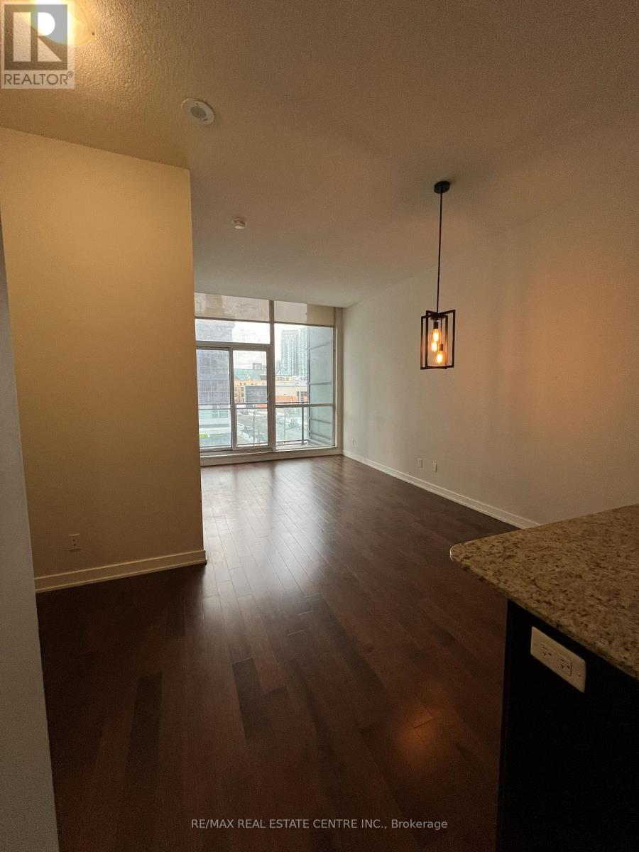 307 - 4070 Confederation Parkway, Mississauga, Ontario  L5B 0E9 - Photo 3 - W12647202