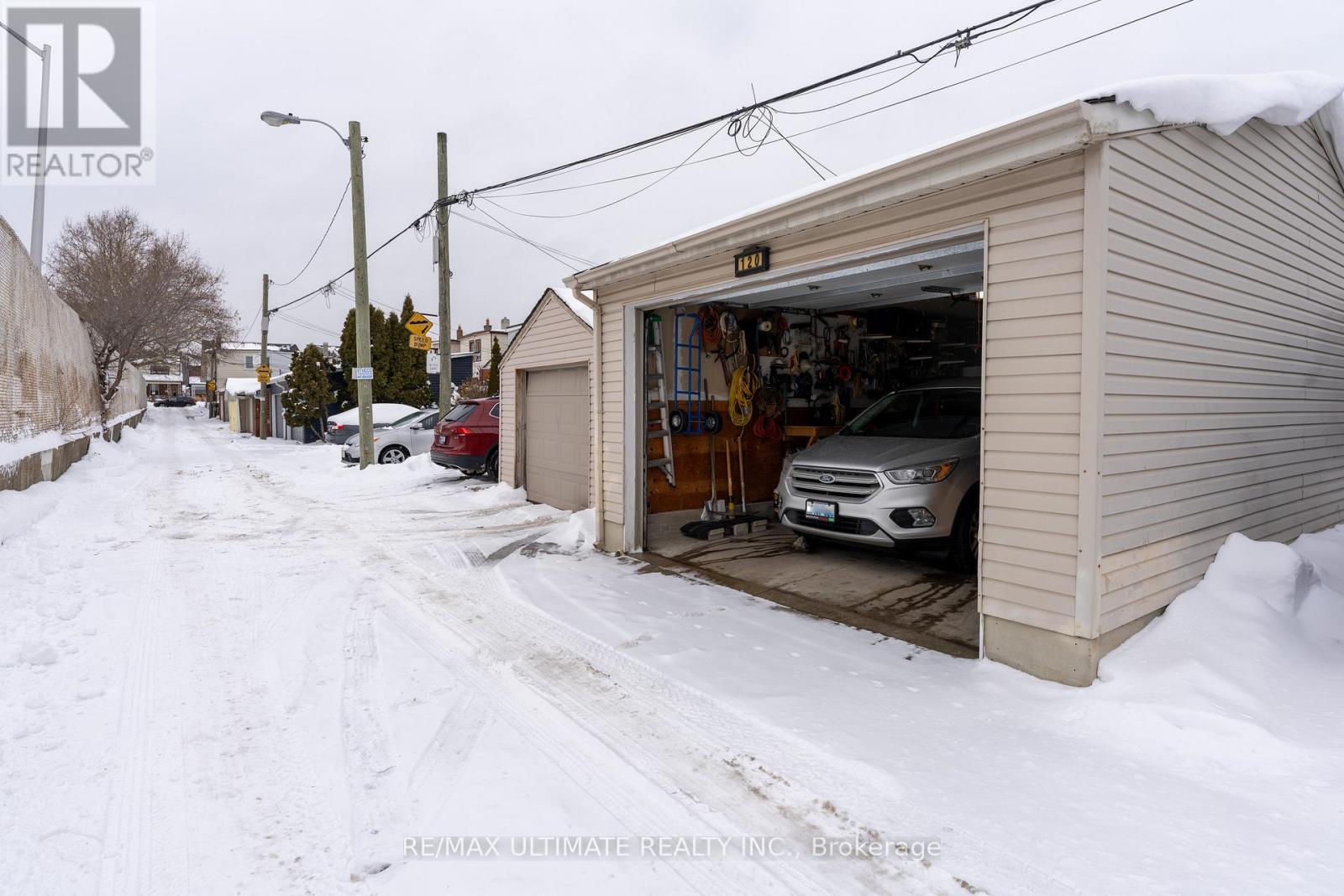 120 Rosethorn Avenue W, Toronto, Ontario  M6N 3L1 - Photo 29 - W12696070