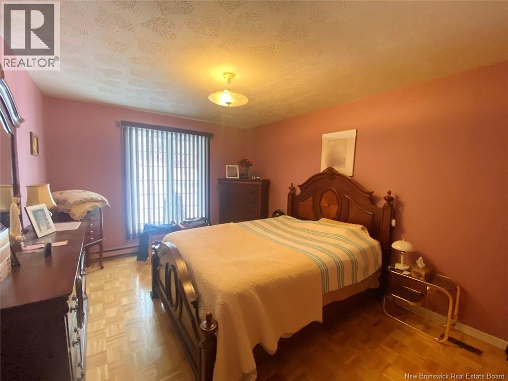 910 Saint-François Street, Edmundston, New Brunswick  E3V 4R2 - Photo 7 - NB132121