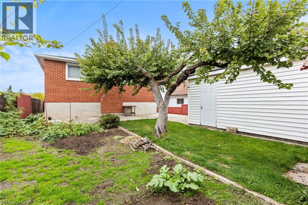 477 East 38th Street, Hamilton, Ontario  L8V 4G7 - Photo 27 - 40781458