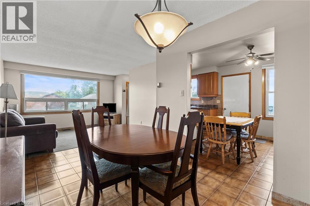 477 East 38th Street, Hamilton, Ontario  L8V 4G7 - Photo 9 - 40781458