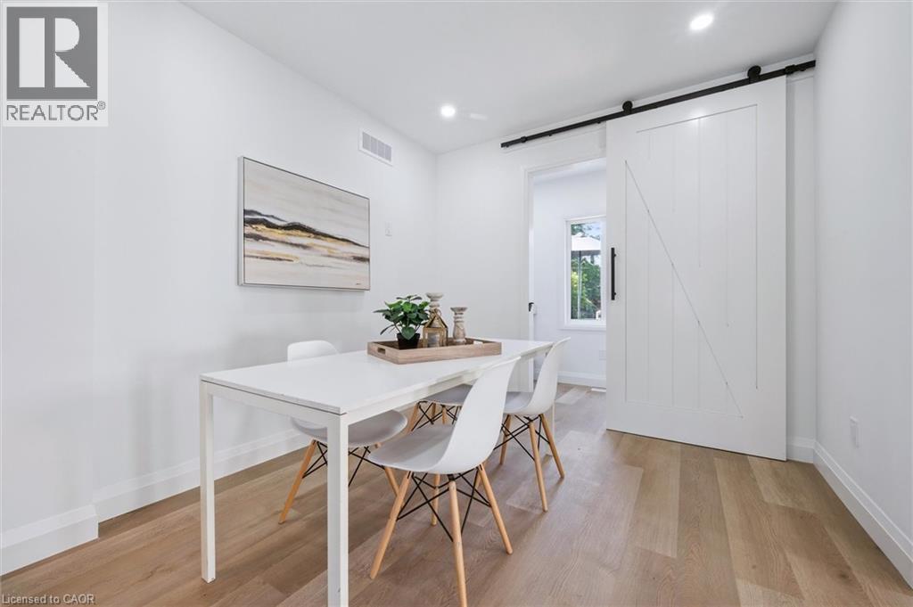 66 Trinity Street, Stratford, Ontario  N5A 4P4 - Photo 5 - 40790440