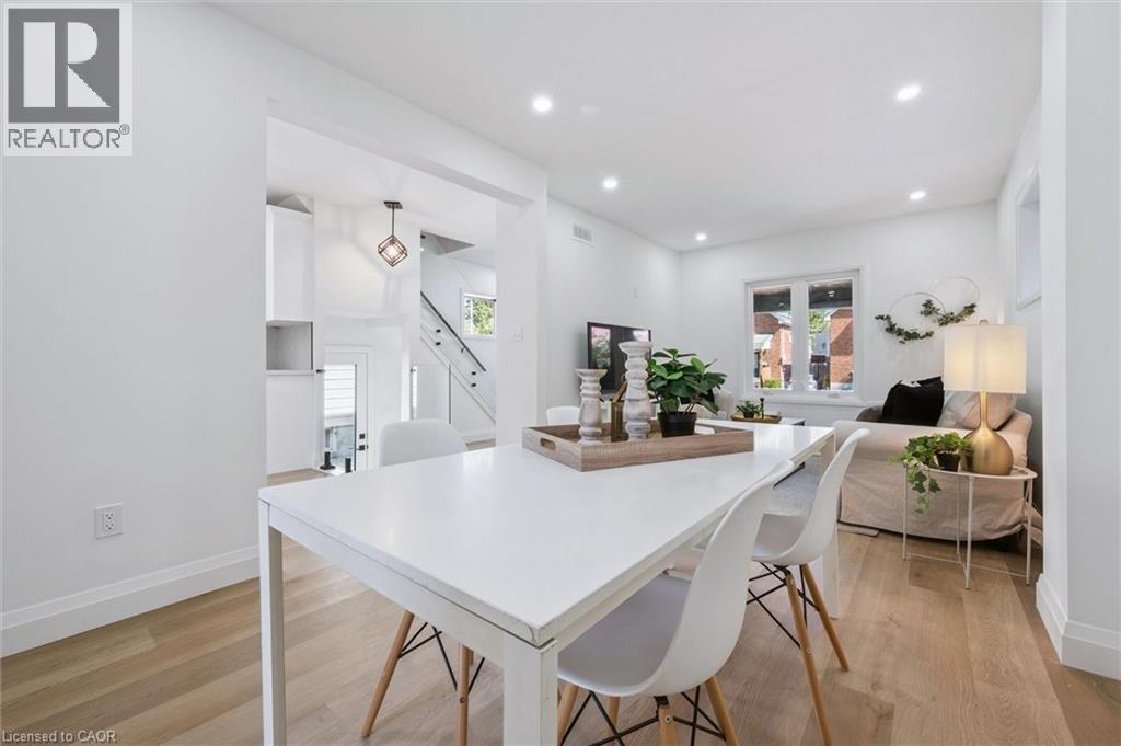 66 Trinity Street, Stratford, Ontario  N5A 4P4 - Photo 6 - 40790440