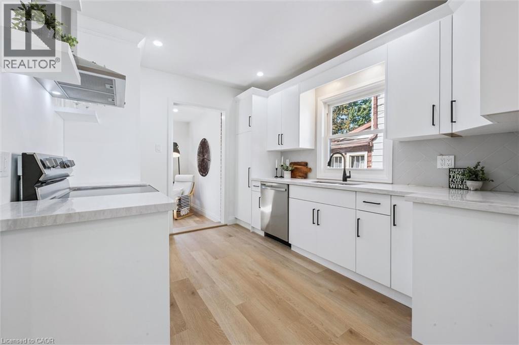 66 Trinity Street, Stratford, Ontario  N5A 4P4 - Photo 7 - 40790440