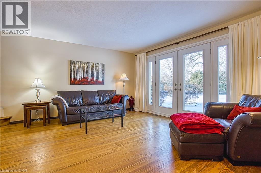 99 Swanhurst Boulevard, Mississauga, Ontario  L5N 1B8 - Photo 7 - 40797108