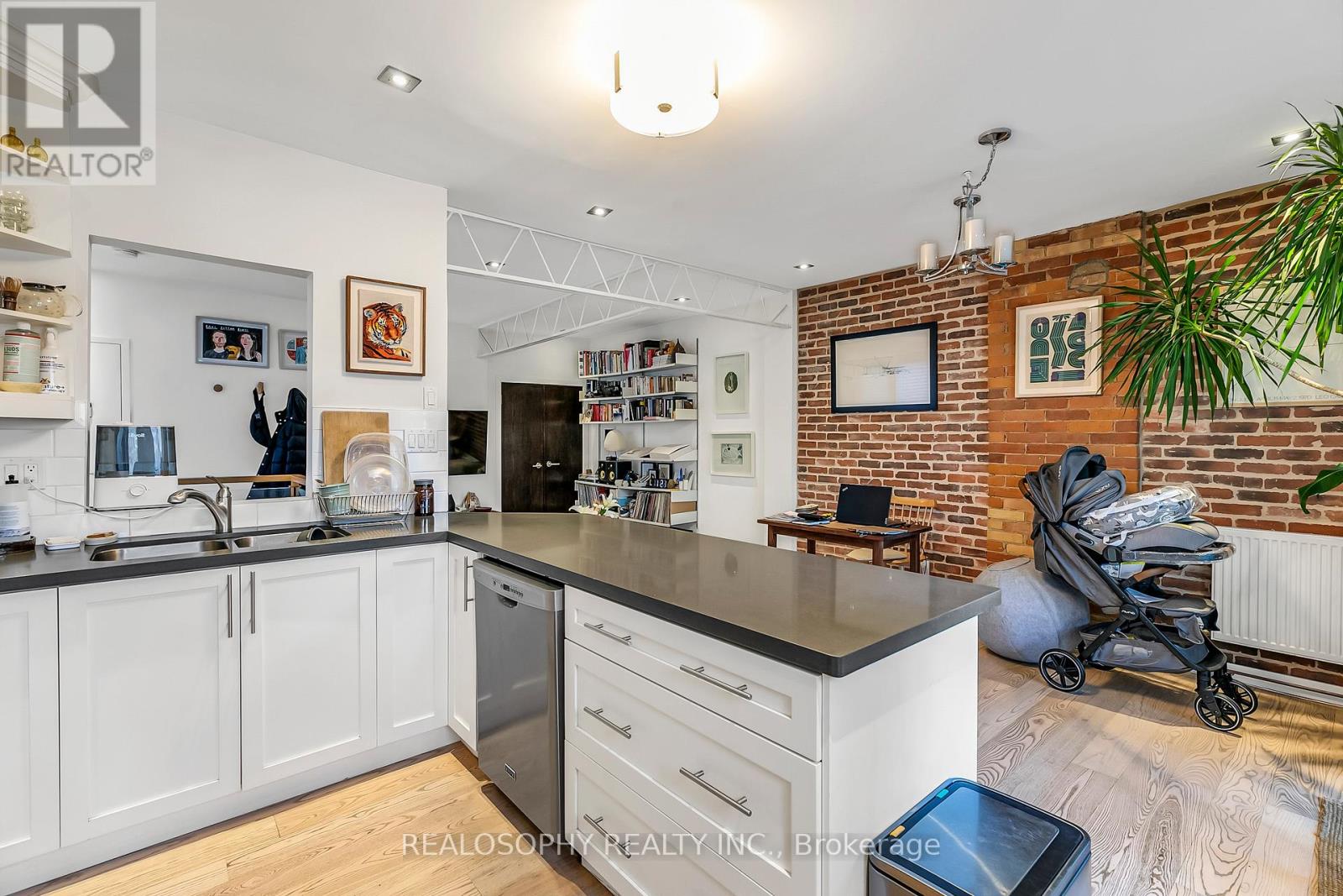 626 Huron Street, Toronto, Ontario  M5R 2R9 - Photo 13 - C12707992