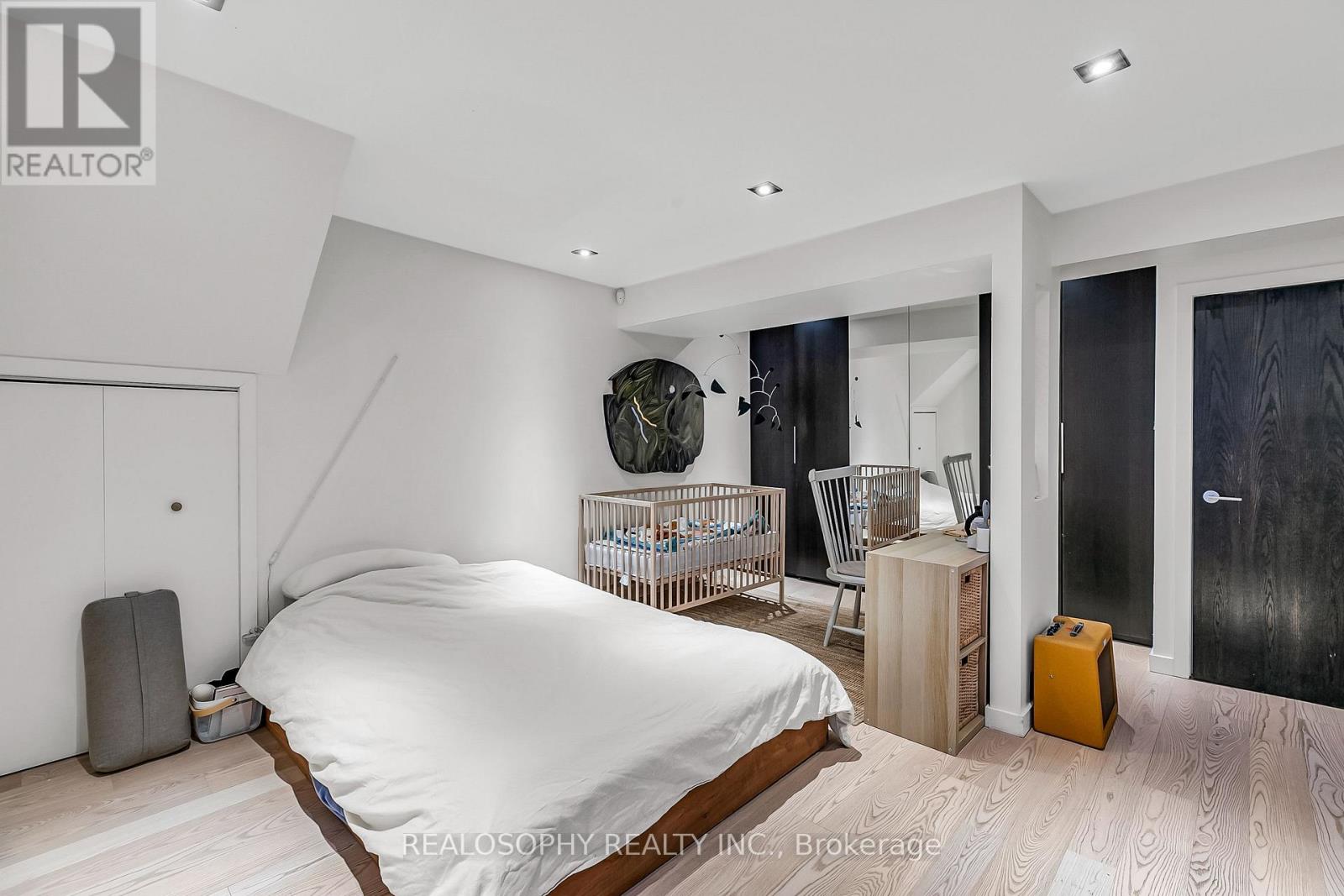 626 Huron Street, Toronto, Ontario  M5R 2R9 - Photo 15 - C12707992