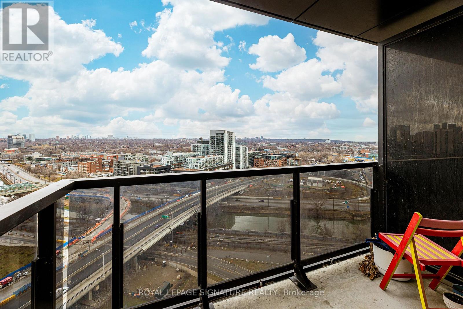 1805 - 170 Bayview Avenue, Toronto, Ontario  M5A 0M4 - Photo 18 - C12708054