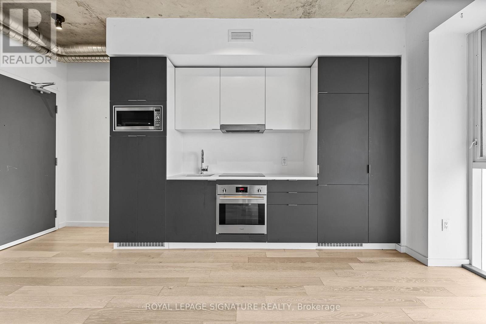 1805 - 170 Bayview Avenue, Toronto, Ontario  M5A 0M4 - Photo 8 - C12708054