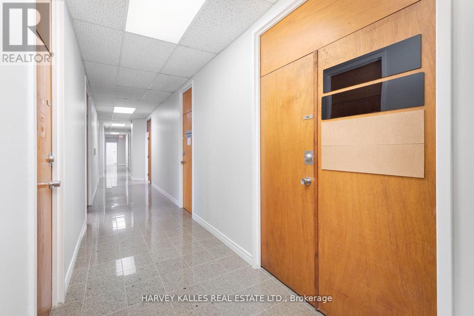 207 - 6013 Yonge Street, Toronto, Ontario  M2M 3W2 - Photo 6 - C12708110