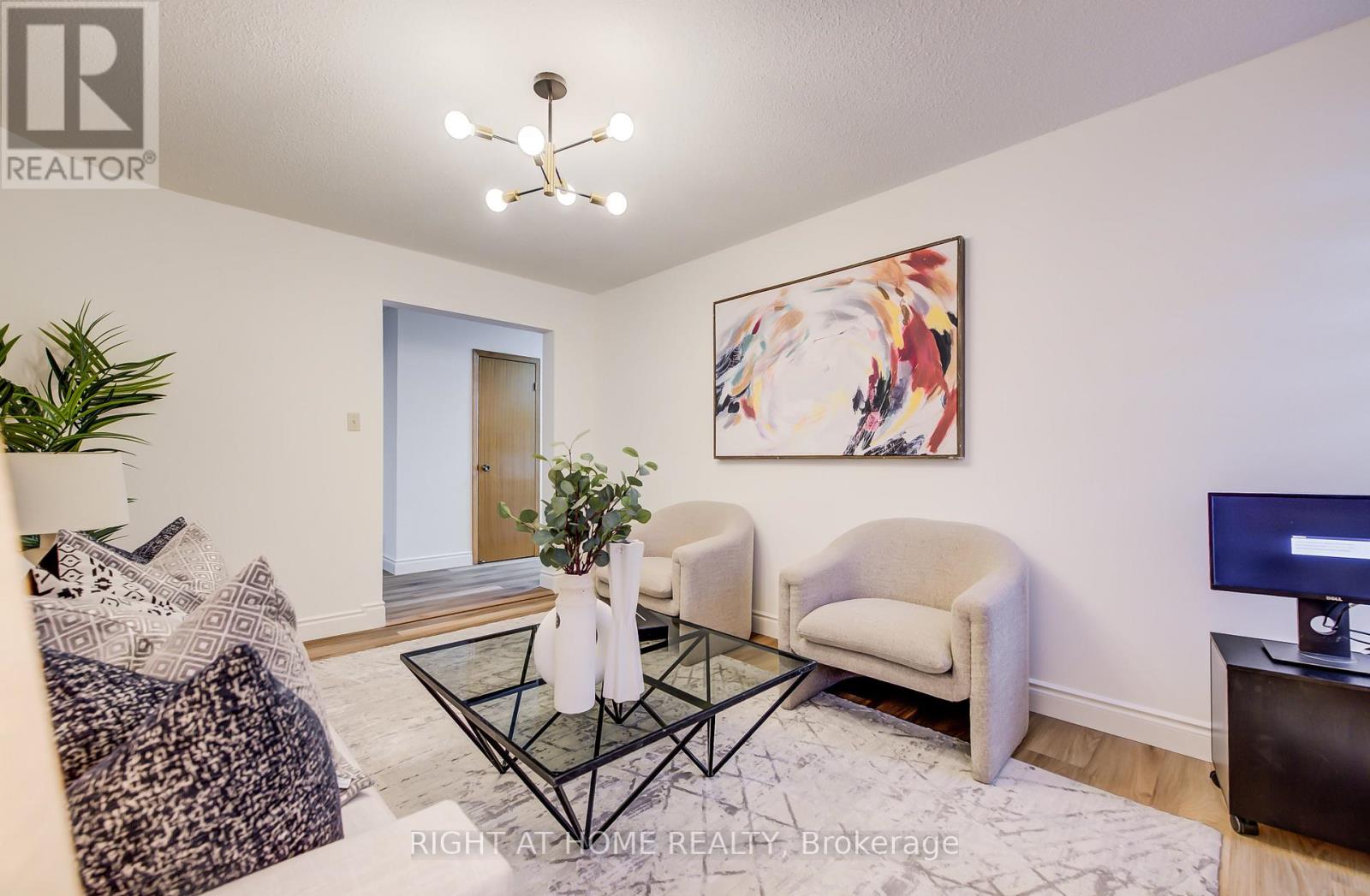 51 Burnt Bark Drive, Toronto, Ontario  M1V 3J6 - Photo 2 - E12708064