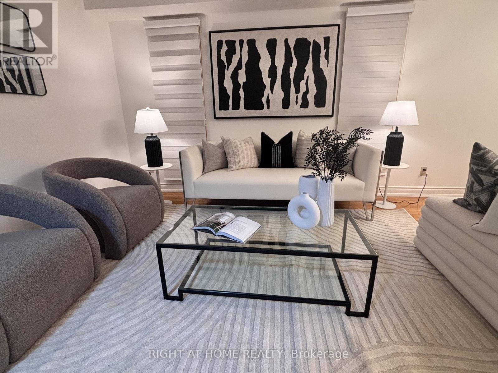 51 Burnt Bark Drive, Toronto, Ontario  M1V 3J6 - Photo 5 - E12708064