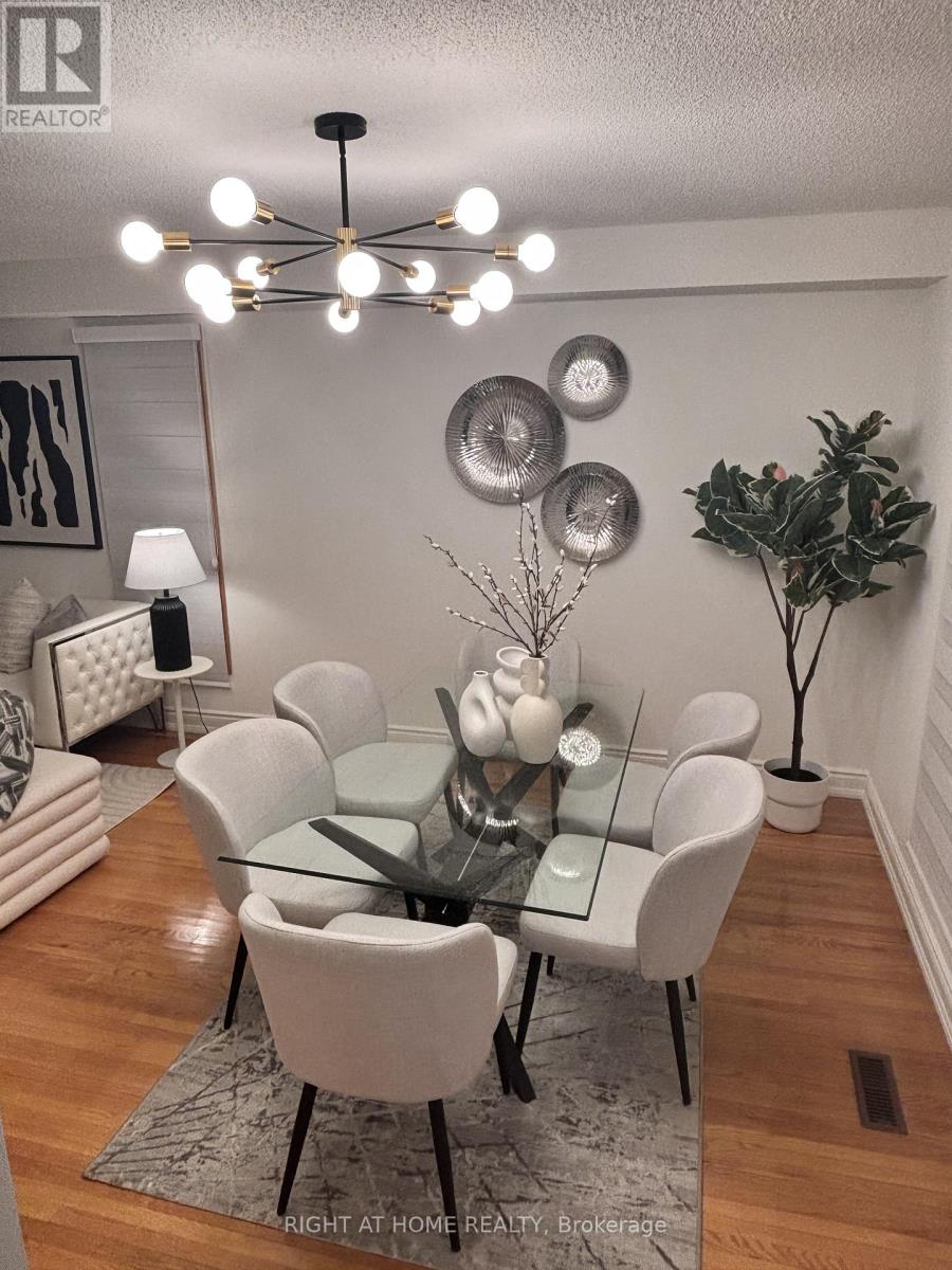 51 Burnt Bark Drive, Toronto, Ontario  M1V 3J6 - Photo 7 - E12708064