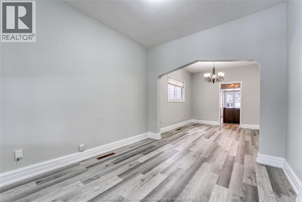 1062 Howard Avenue, Windsor, Ontario  N9A 1S7 - Photo 3 - 26001389