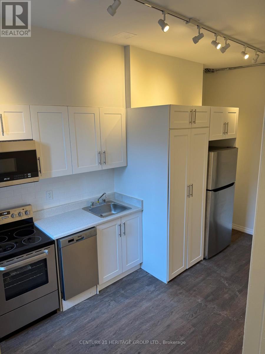 200 - 508 Yonge Street, Toronto, Ontario  M4Y 1X9 - Photo 5 - C12708108