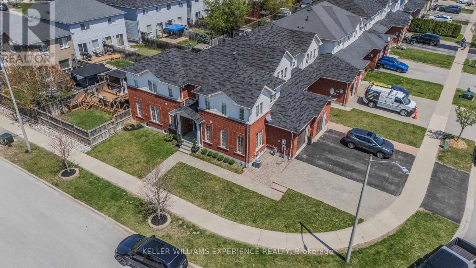 129 STONEMOUNT CRESCENT, Essa, Ontario