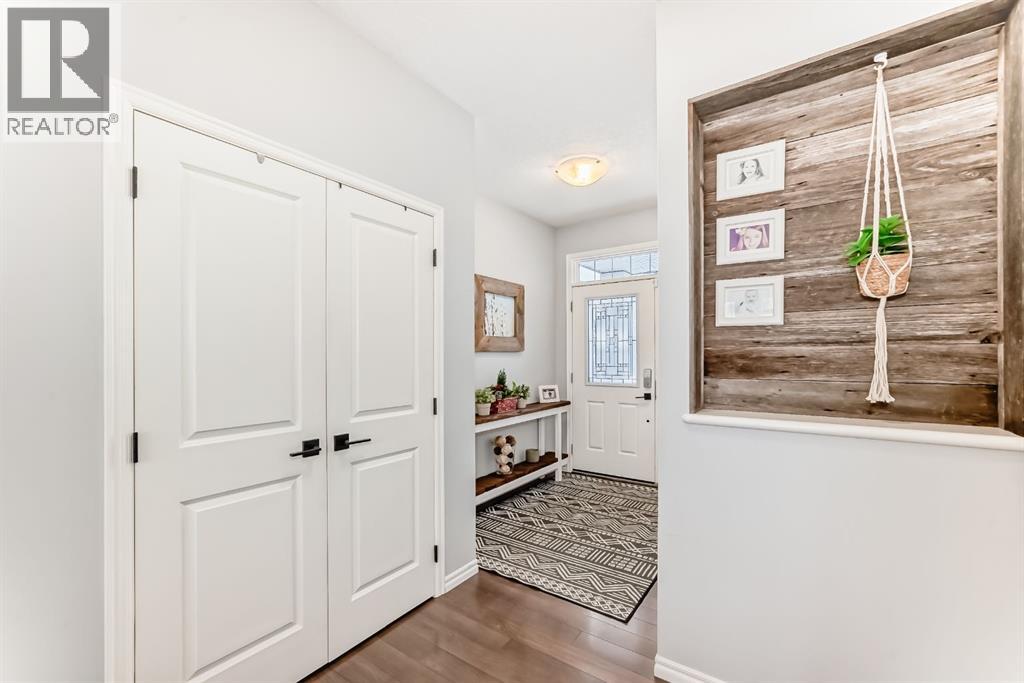 570 River Heights Crescent, Cochrane, Alberta  T4C 0T8 - Photo 7 - A2275310