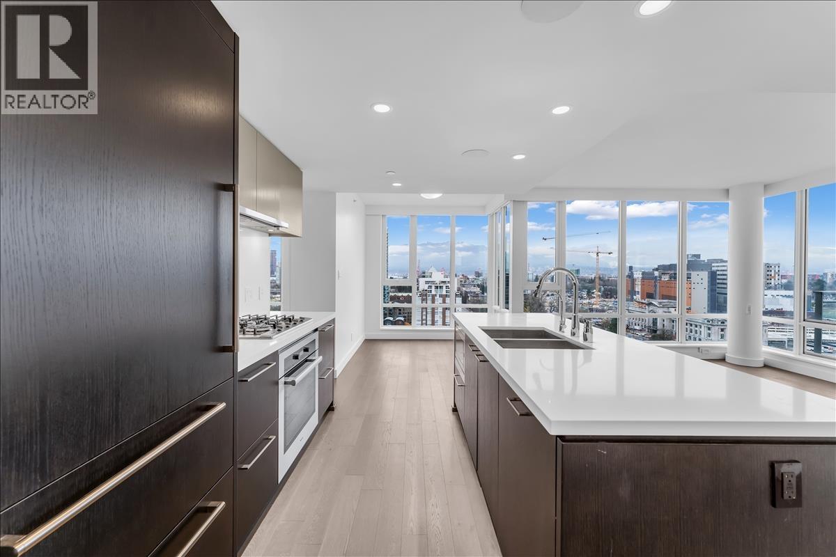 2016 1618 QUEBEC STREET, Vancouver, British Columbia