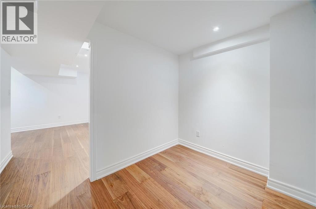 108 Olde Bayview Avenue, Richmond Hill, Ontario  L4E 3C7 - Photo 34 - 40780648