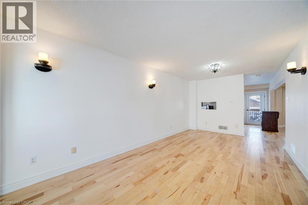 108 Olde Bayview Avenue, Richmond Hill, Ontario  L4E 3C7 - Photo 6 - 40780648