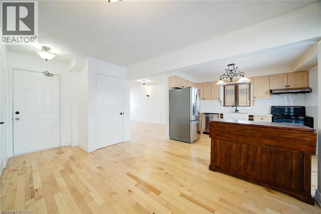 108 Olde Bayview Avenue, Richmond Hill, Ontario  L4E 3C7 - Photo 9 - 40780648