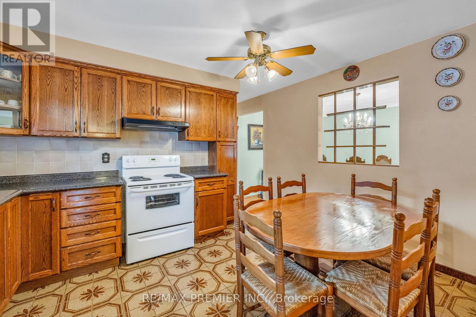 91 Hucknall Road, Toronto, Ontario  M3H 1W1 - Photo 14 - W12707998