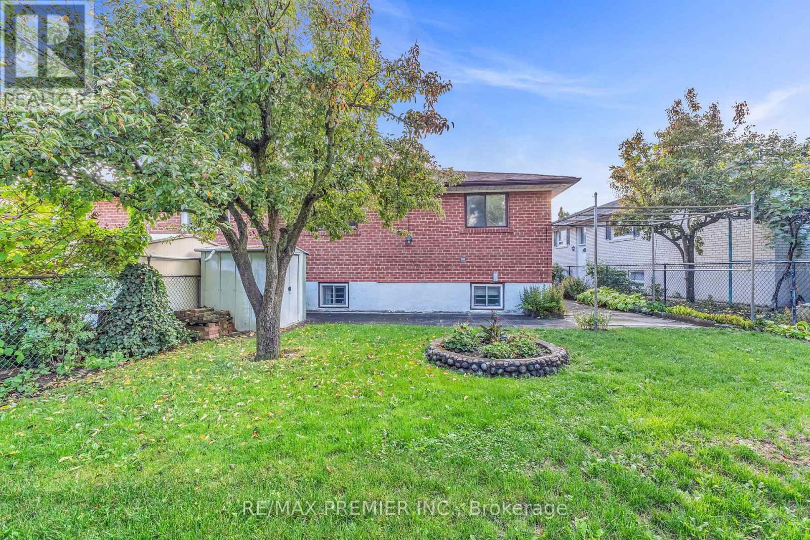 91 Hucknall Road, Toronto, Ontario  M3H 1W1 - Photo 41 - W12707998