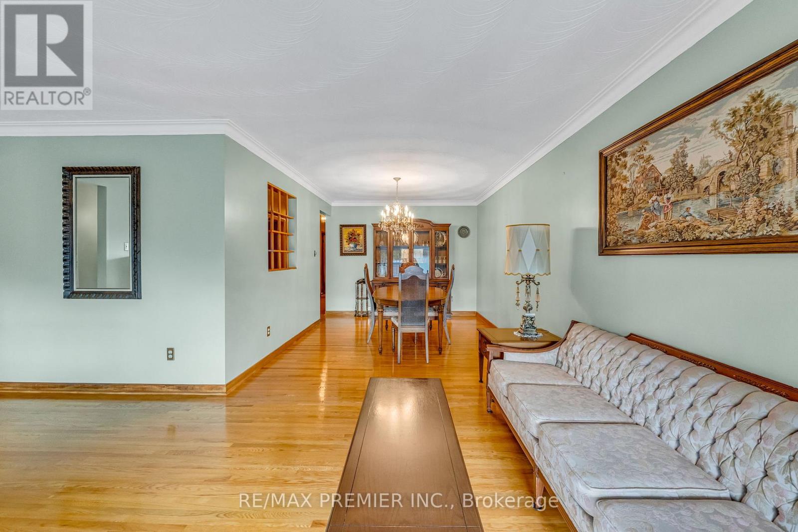 91 Hucknall Road, Toronto, Ontario  M3H 1W1 - Photo 9 - W12707998