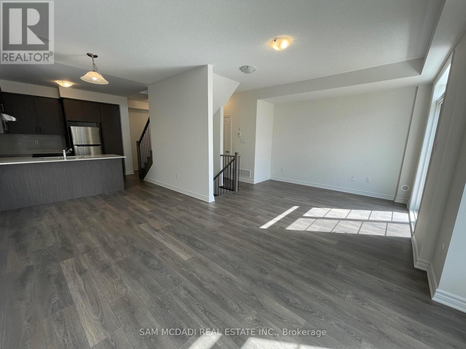 1170 Lloyd Landing Drive E, Milton, Ontario  L9E 1K1 - Photo 3 - W12708036