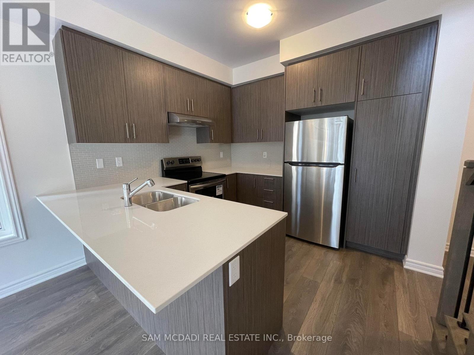 1170 Lloyd Landing Drive E, Milton, Ontario  L9E 1K1 - Photo 4 - W12708036