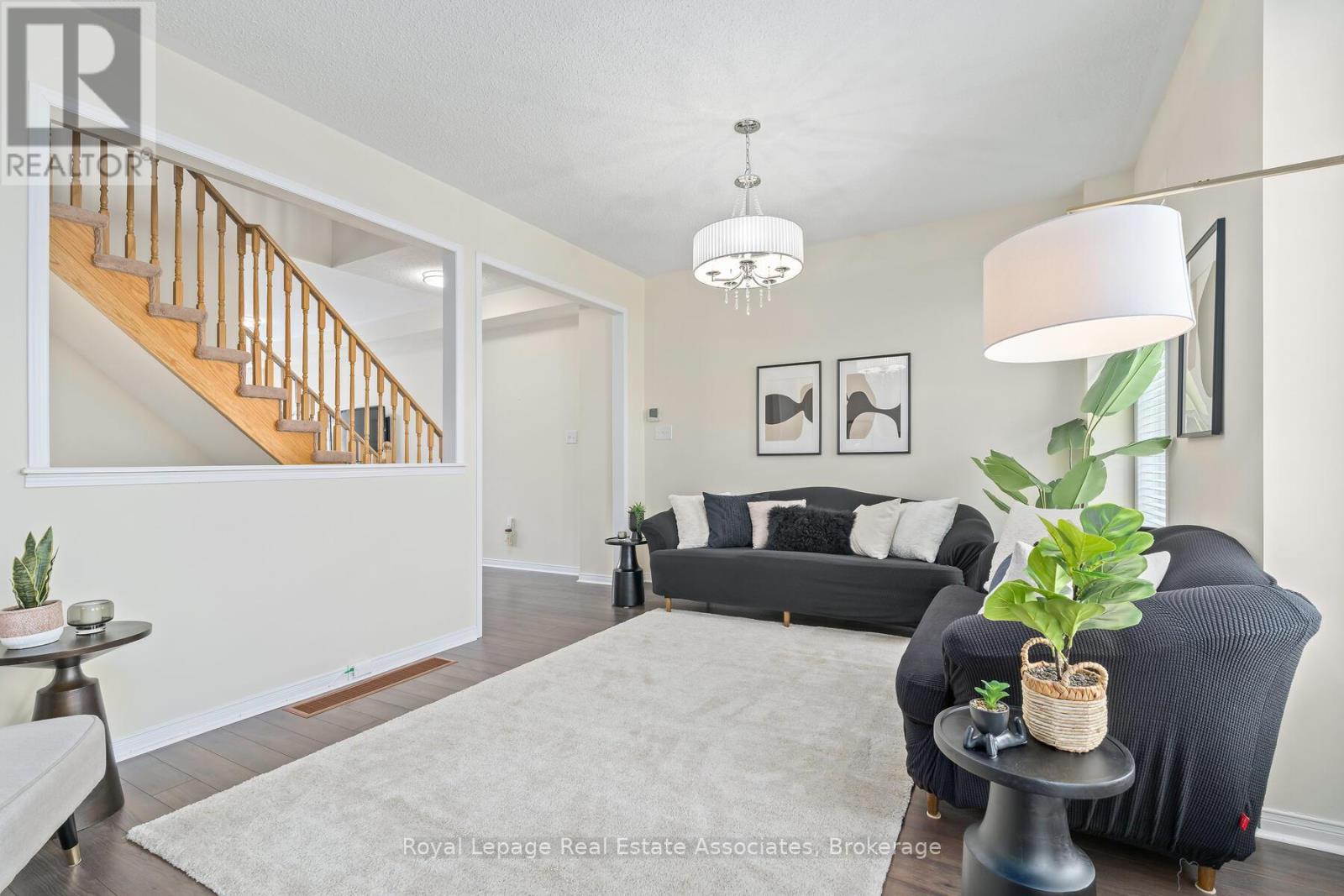 64 Batiste Trail, Halton Hills, Ontario  L7G 0H2 - Photo 17 - W12708040