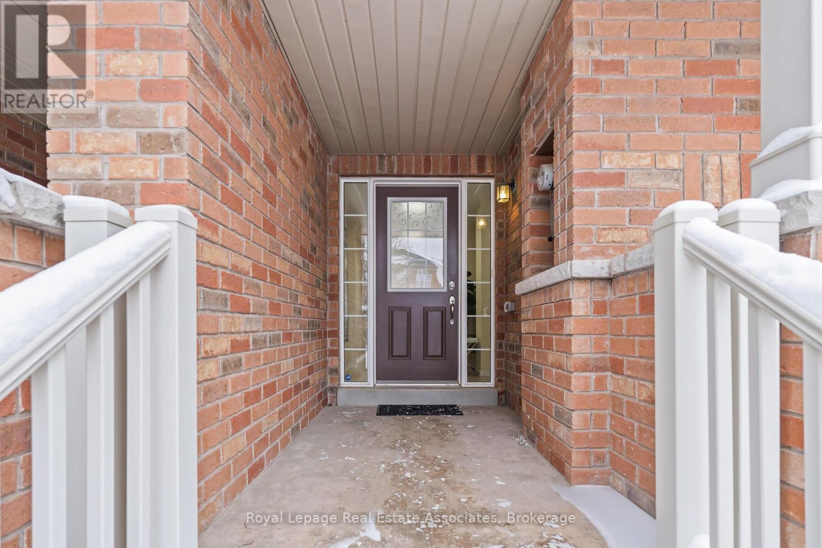 64 Batiste Trail, Halton Hills, Ontario  L7G 0H2 - Photo 2 - W12708040