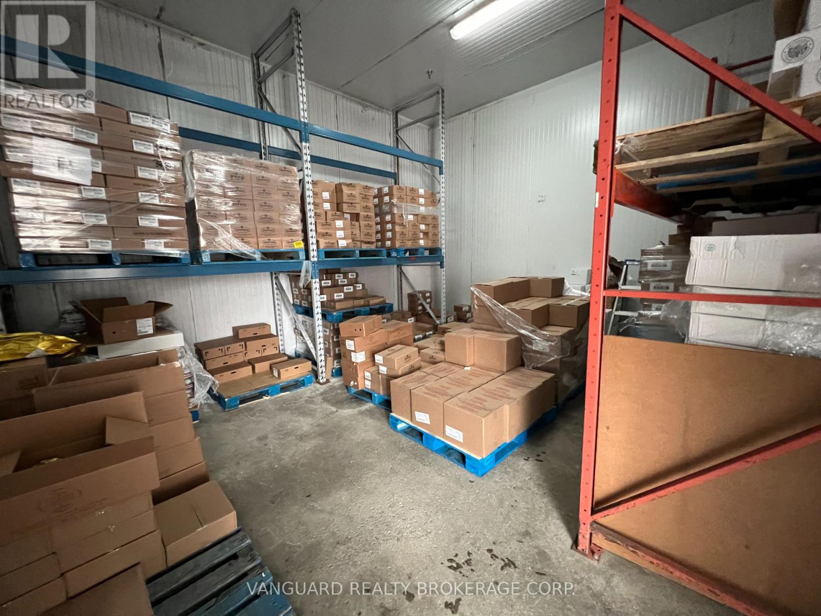 45 & 46 - 24 Steinway Boulevard, Toronto, Ontario  M9W 6T8 - Photo 9 - W12708042