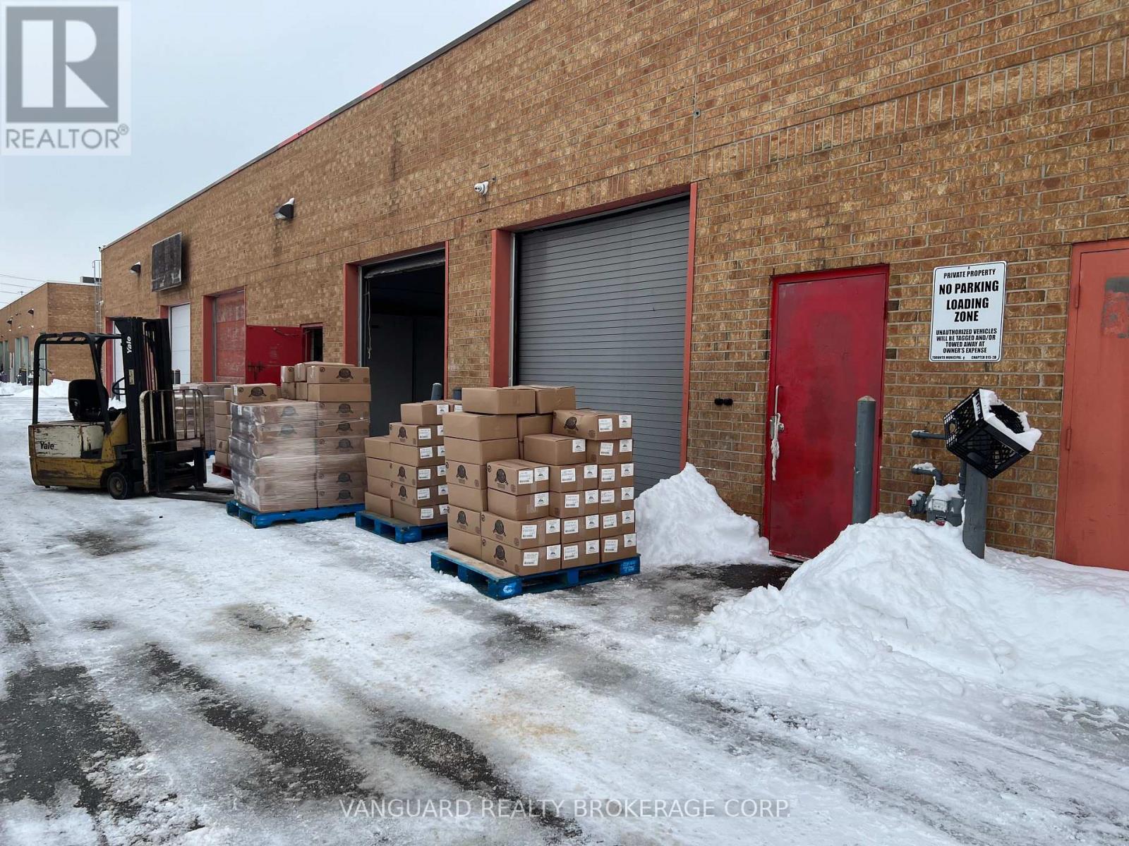 43 & 44 - 24 Steinway Boulevard, Toronto, Ontario  M9W 6T8 - Photo 10 - W12708050