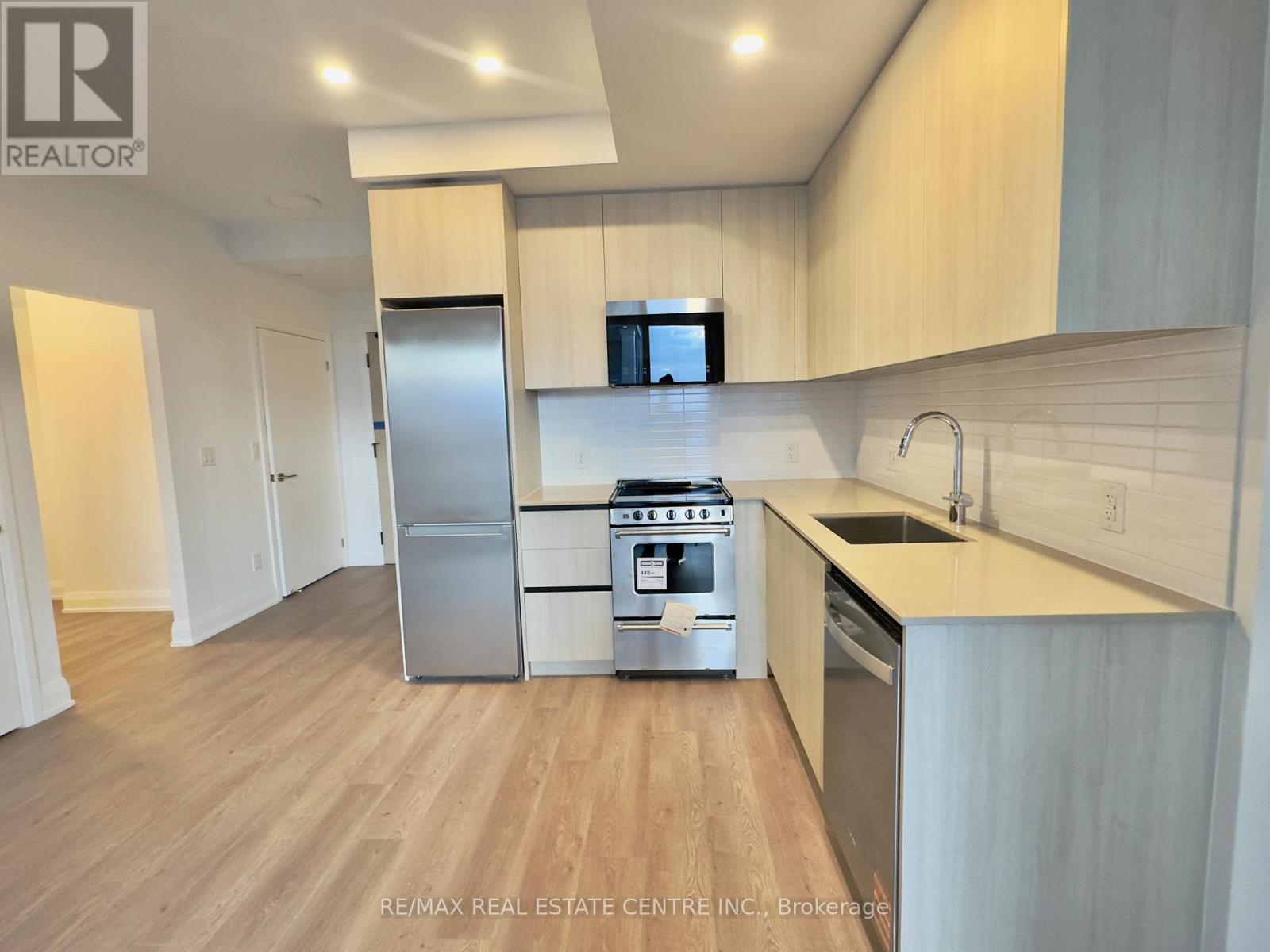 407 - 3250 Carding Mill Trail, Oakville, Ontario  L6M 5T3 - Photo 11 - W12708062