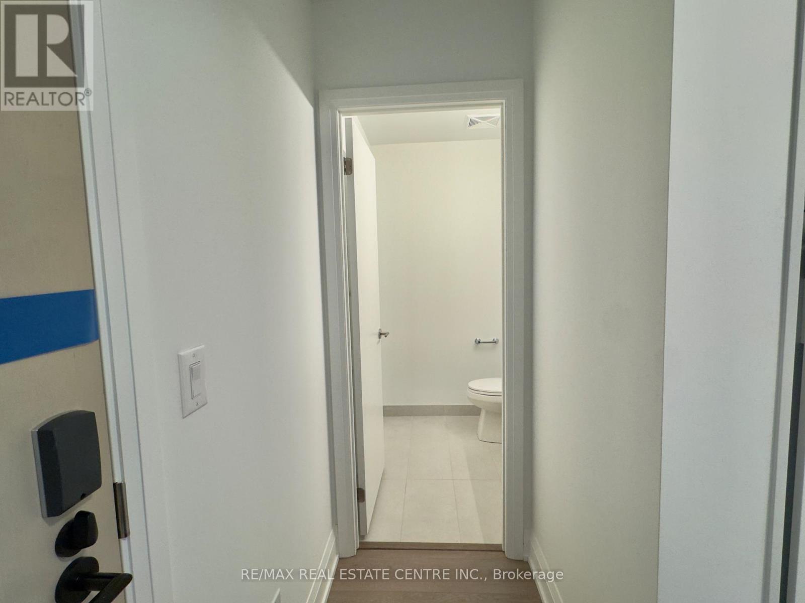 407 - 3250 Carding Mill Trail, Oakville, Ontario  L6M 5T3 - Photo 6 - W12708062