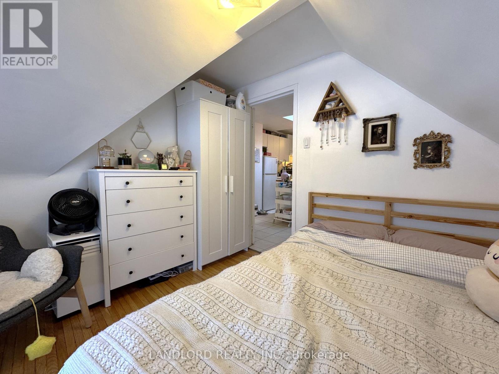 401 - 198 Dunn Avenue, Toronto, Ontario  M6K 2R9 - Photo 11 - W12708076