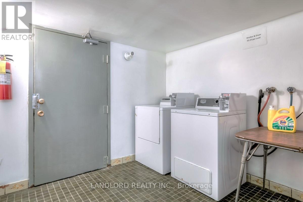 301 - 198 Dunn Avenue, Toronto, Ontario  M6K 2R9 - Photo 15 - W12708082