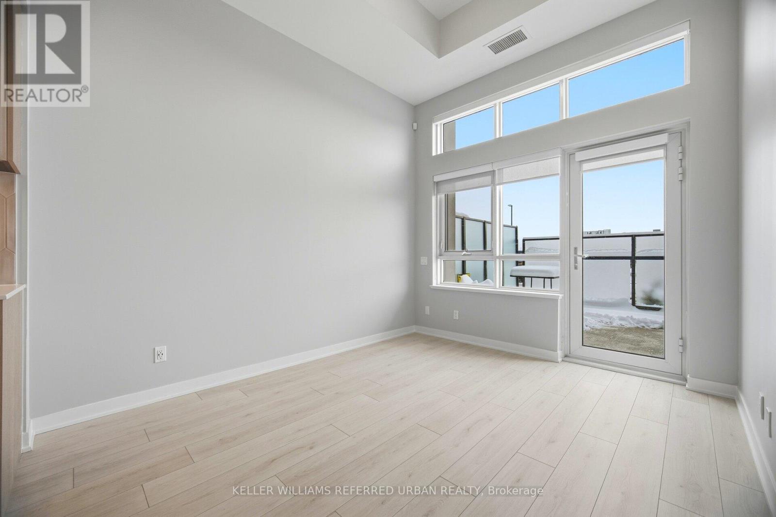 104 - 405 Dundas Street W, Oakville, Ontario  L6M 5P9 - Photo 13 - W12708086