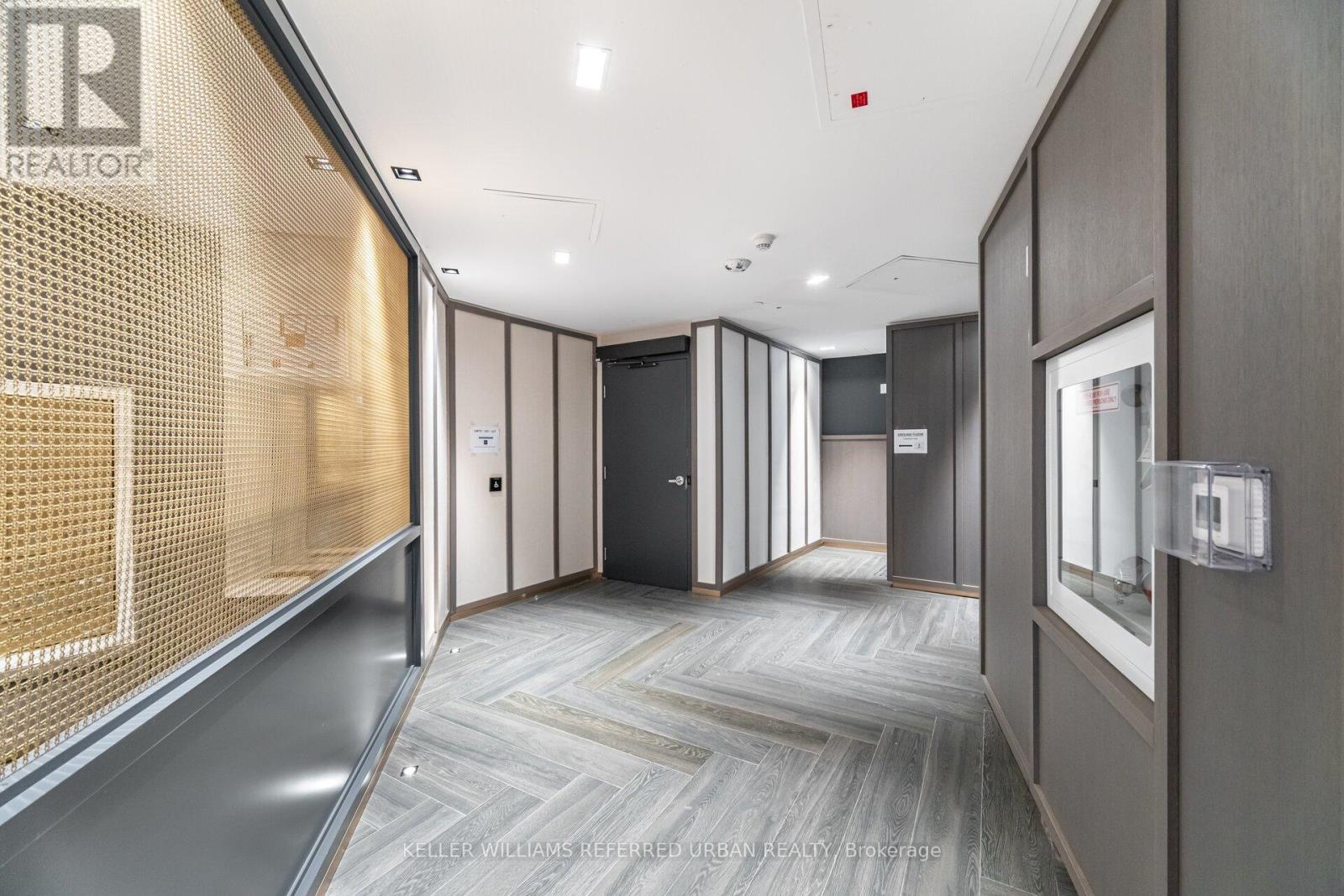 104 - 405 Dundas Street W, Oakville, Ontario  L6M 5P9 - Photo 28 - W12708086