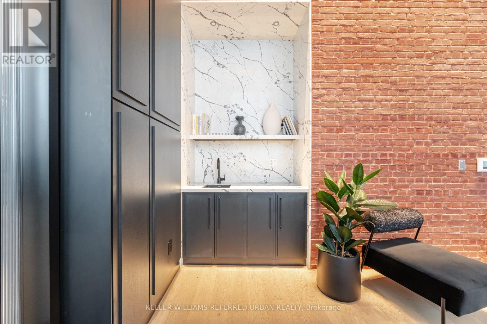 401 - 3200 William Coltson Avenue, Oakville, Ontario  L6H 7W6 - Photo 21 - W12708094