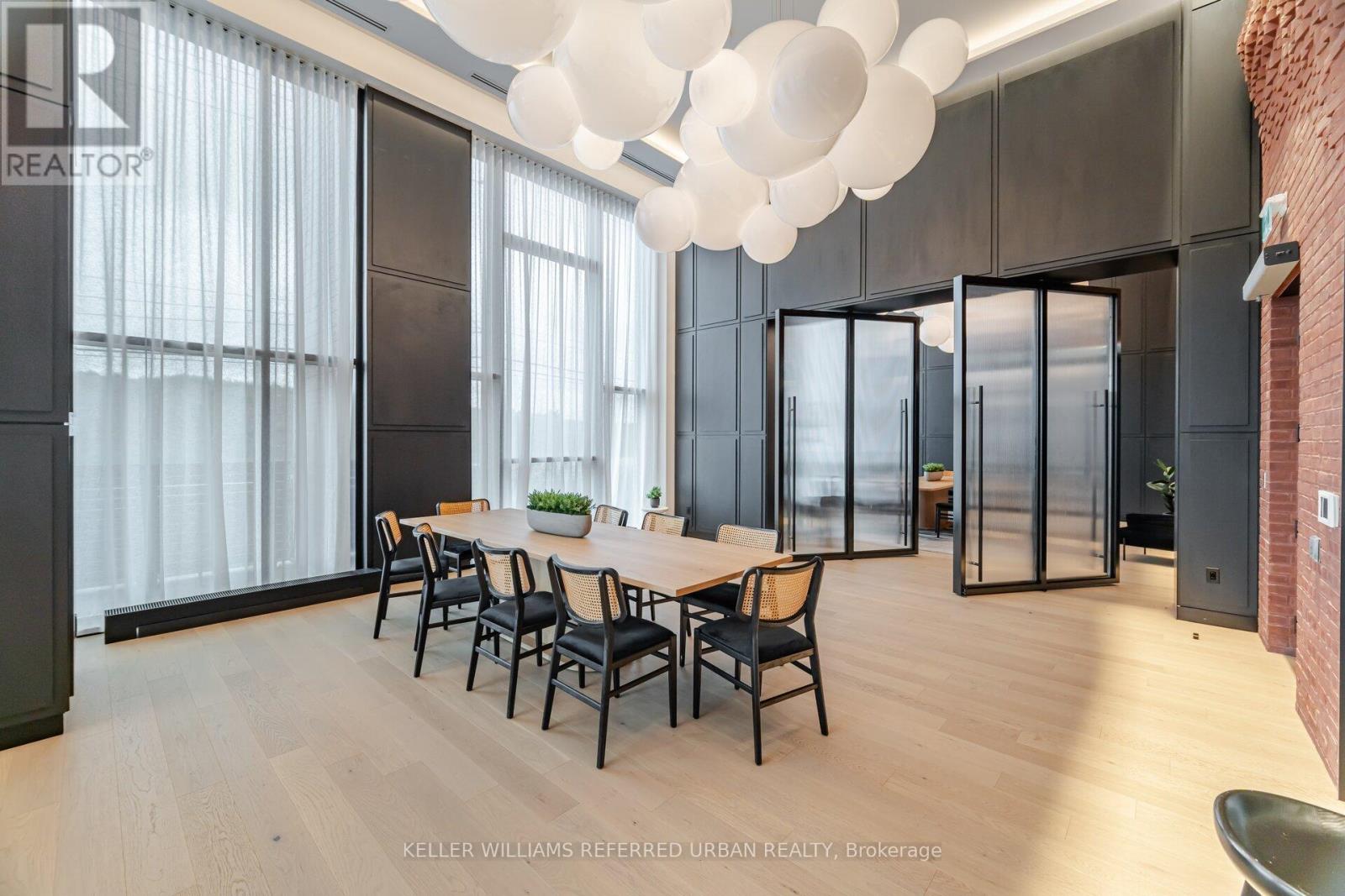 401 - 3200 William Coltson Avenue, Oakville, Ontario  L6H 7W6 - Photo 25 - W12708094