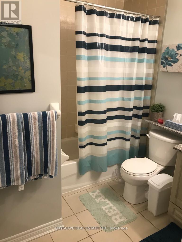 409 - 216 Oak Park Boulevard, Oakville, Ontario  L6H 7S8 - Photo 14 - W12708126