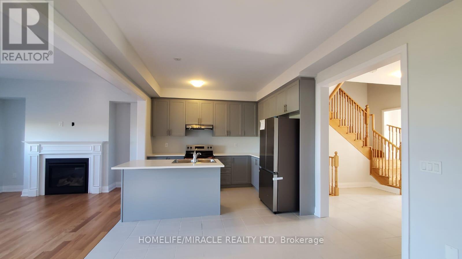 158 Cole Terrace, Woodstock, Ontario  N4T 0P5 - Photo 4 - X12708020