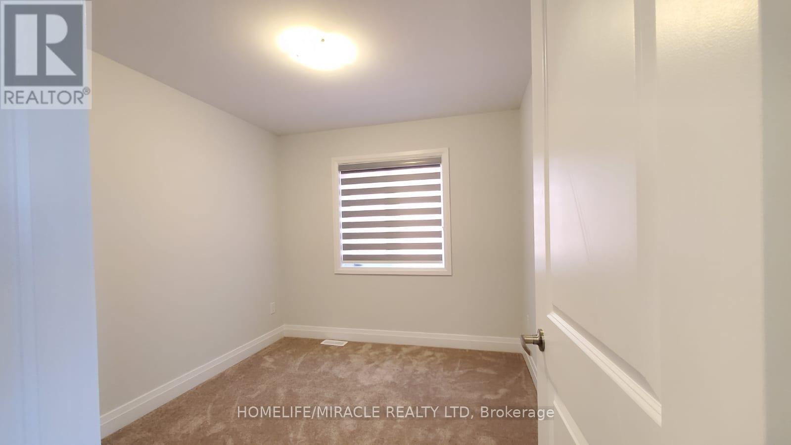 158 Cole Terrace, Woodstock, Ontario  N4T 0P5 - Photo 8 - X12708020