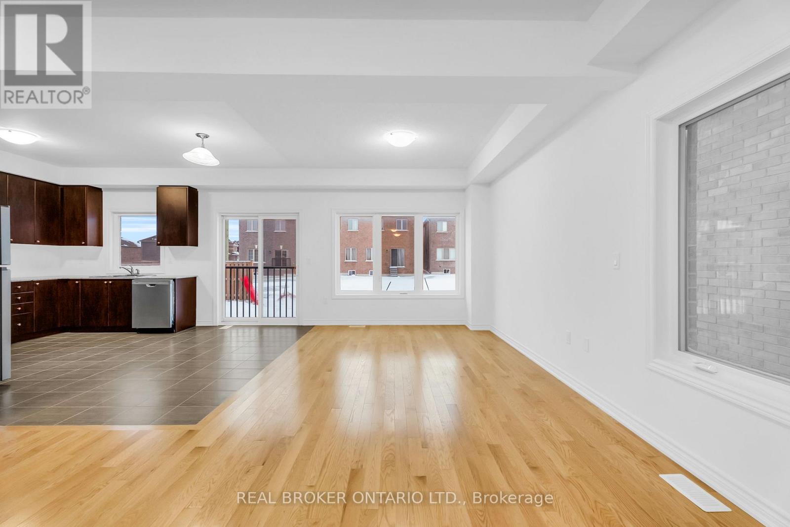 398 Vandusen Avenue, Southgate, Ontario  N0C 1B0 - Photo 11 - X12708030