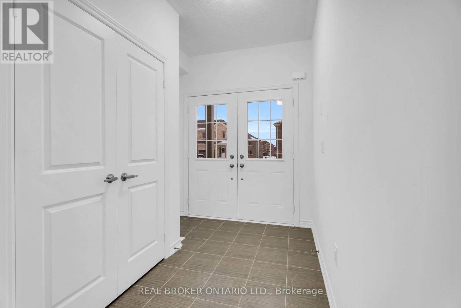 398 Vandusen Avenue, Southgate, Ontario  N0C 1B0 - Photo 5 - X12708030